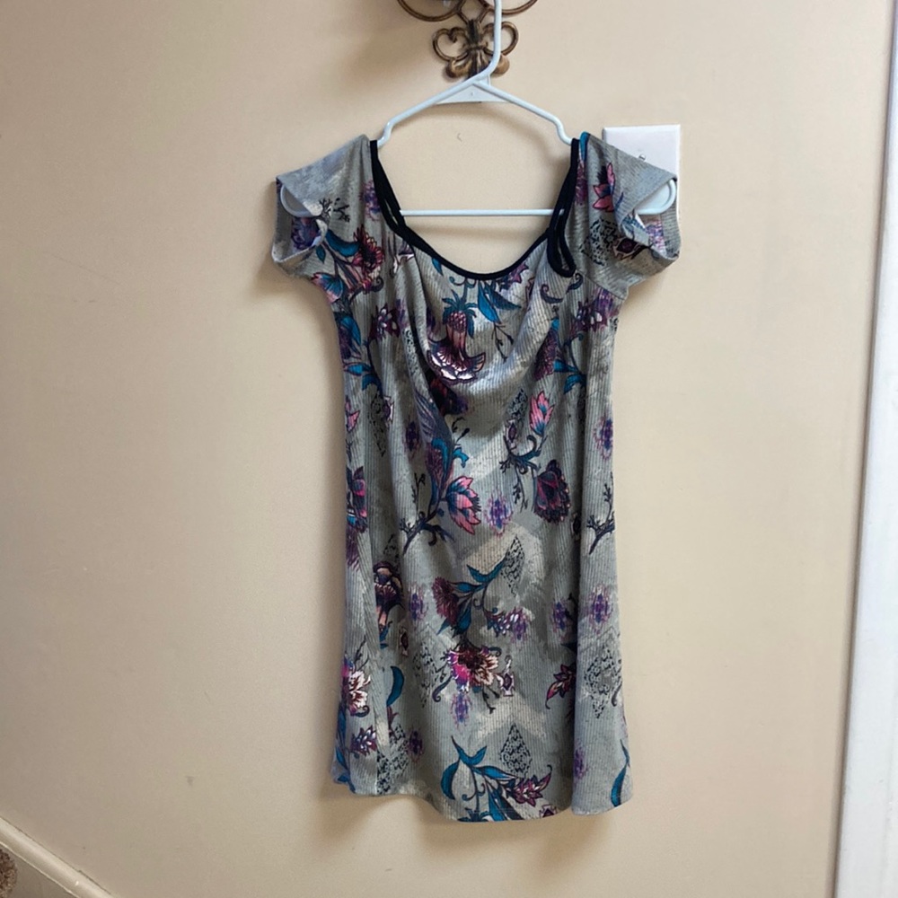 Girls/women’s off the shoulder sleeveless dress